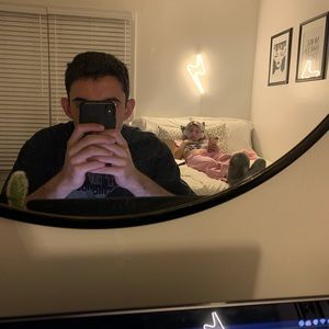 Meet your Posher, Chris